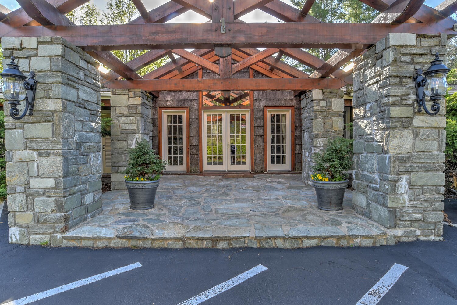 7876 Valley Blvd, Blowing Rock, NC à vendre Photo principale– Image 1 sur 12