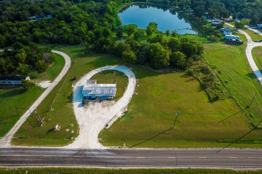 260 Spur 114, Streetman, TX à vendre - Photo de l’immeuble – Image 2 sur 3