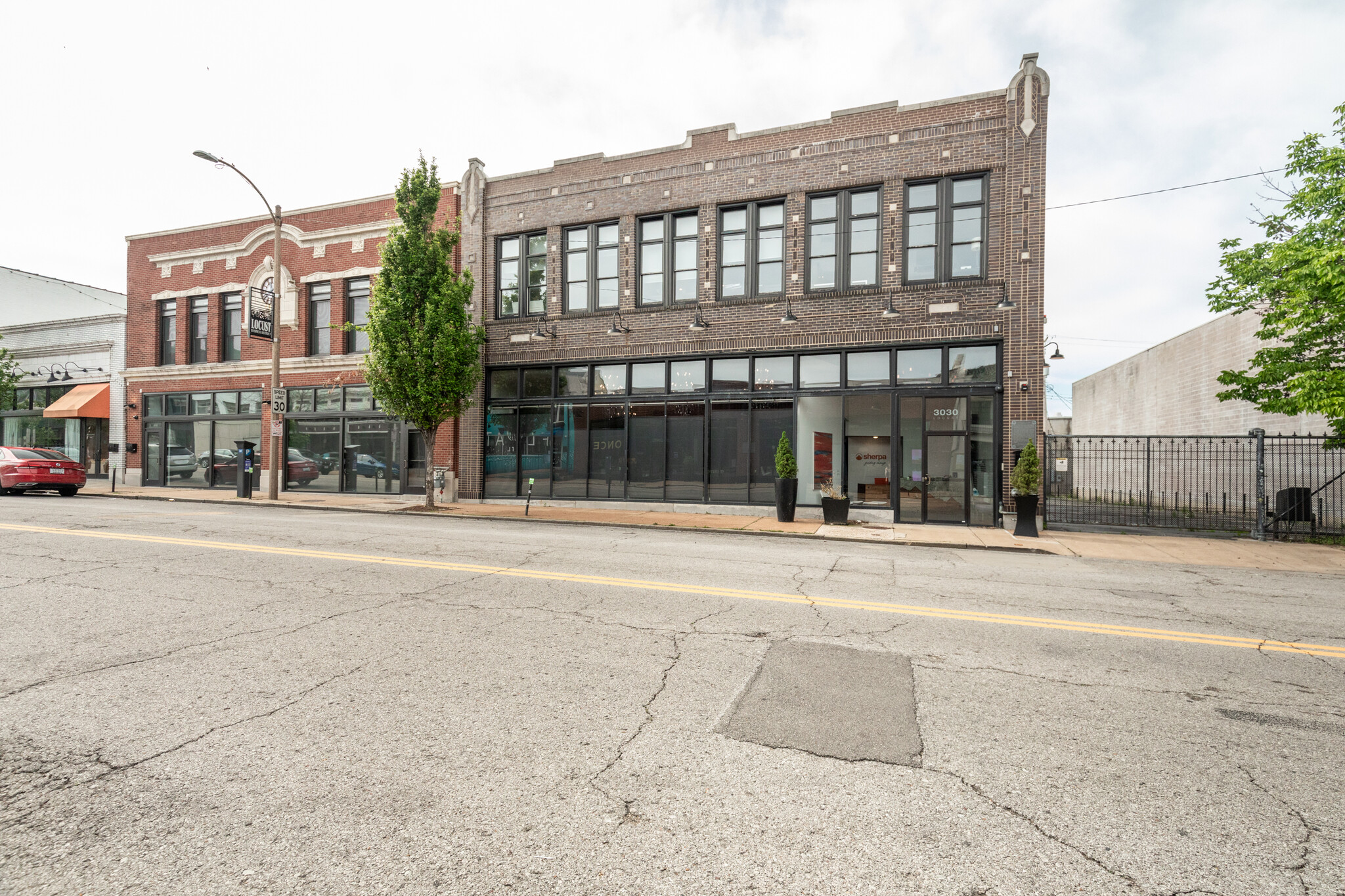 3026 Locust St, Saint Louis, MO à louer Photo de l’immeuble– Image 1 sur 5
