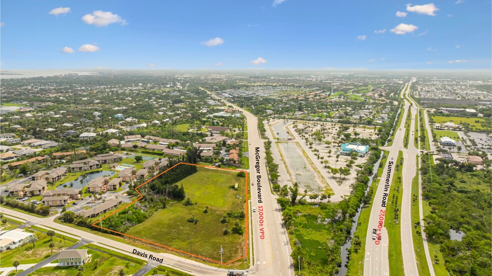 16984-16998 McGregor Blvd, Fort Myers, FL à vendre - Photo principale – Image 1 sur 9