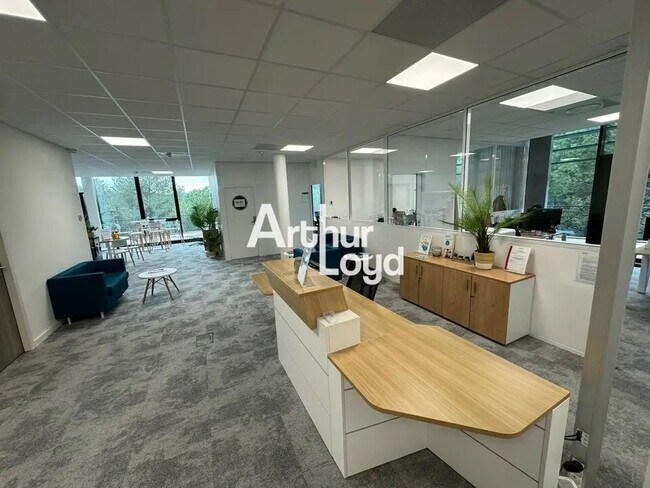 Plus de détails pour Bureau à louer