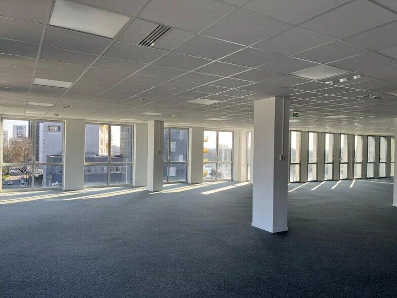 1 Boulevard De Berlin, Nantes à louer - Photo de l’immeuble – Image 3 sur 12