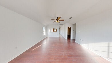 1158 County Road 108, Hutto, TX à louer Numérisation 3D Matterport– Image 1 sur 31