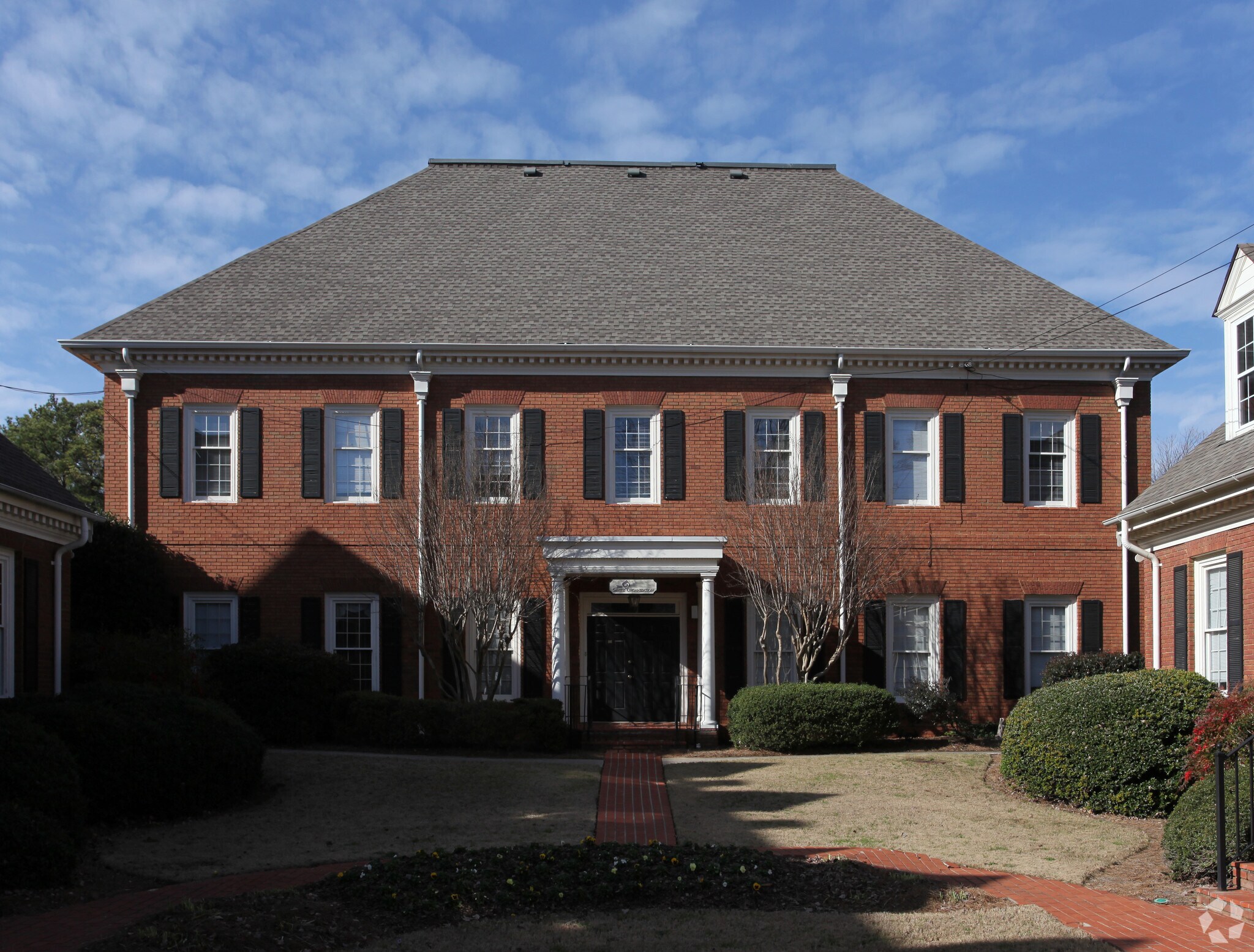 2406 Mount Vernon Rd, Dunwoody, GA à louer Photo de l’immeuble– Image 1 sur 11