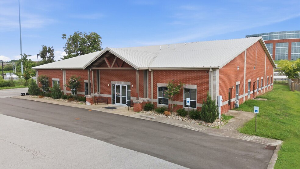 121 Adams Ln, Mount Juliet, TN à vendre - Photo de l’immeuble – Image 2 sur 6