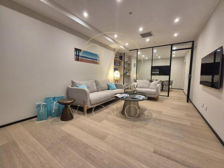 Bureau dans Cannes à vendre - Photo intérieure – Image 1 sur 7