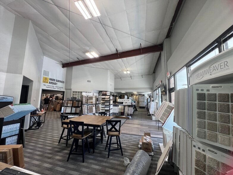 1510 NW Vivion Rd, Kansas City, MO à louer - Photo de l’immeuble – Image 3 sur 8