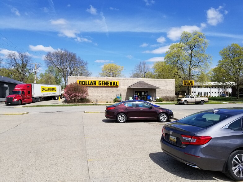 421 N Jefferson St, Covington, IN à vendre - Photo de l’immeuble – Image 2 sur 4