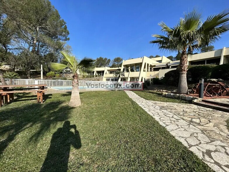 Bureau dans SOPHIA ANTIPOLIS à louer - Photo de l’immeuble – Image 2 sur 4