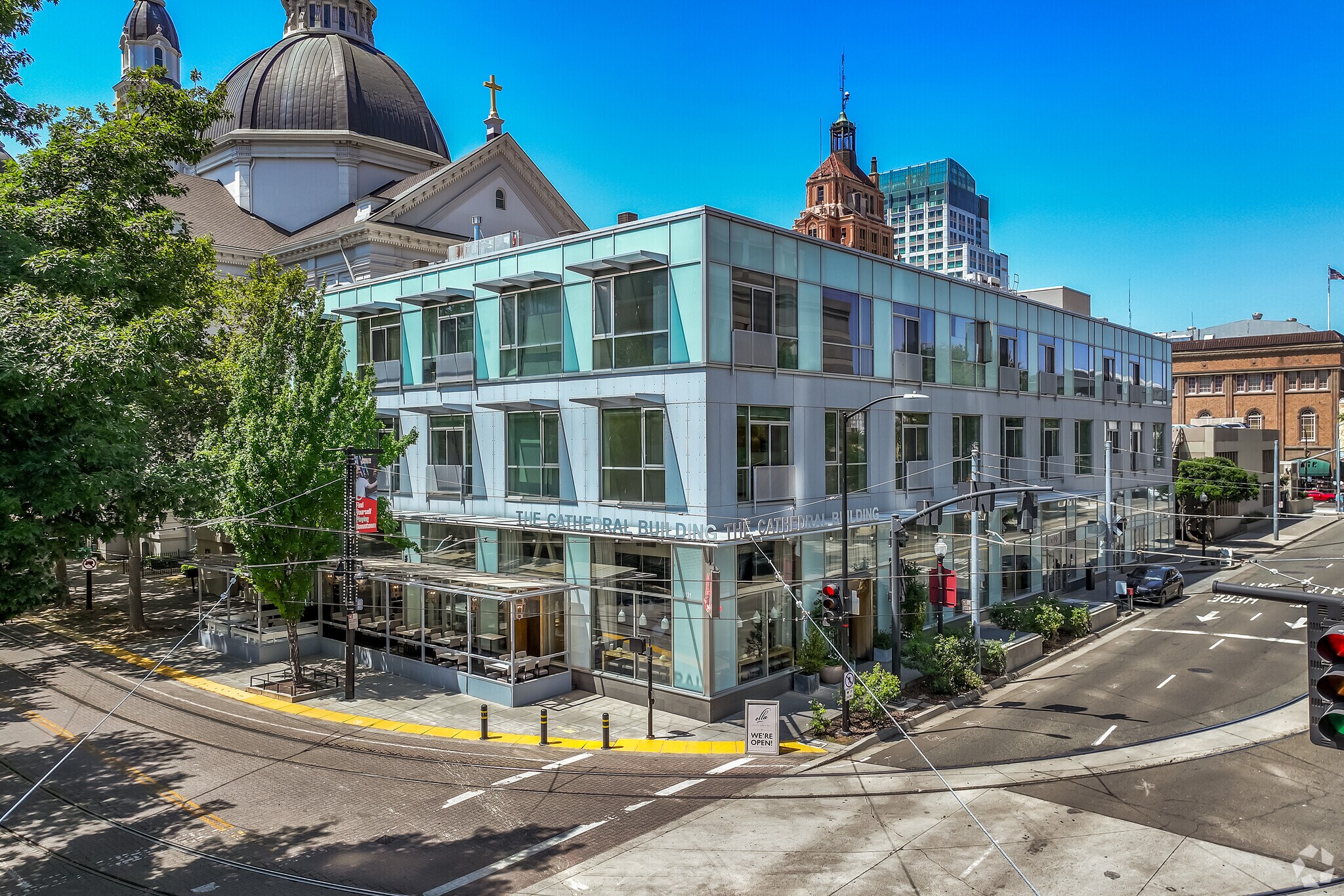 1020 12th St, Sacramento, CA à louer Photo principale– Image 1 sur 38