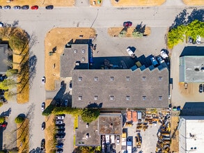 7237 Wilson Ave, Delta, BC à louer Photo de l’immeuble– Image 2 sur 5