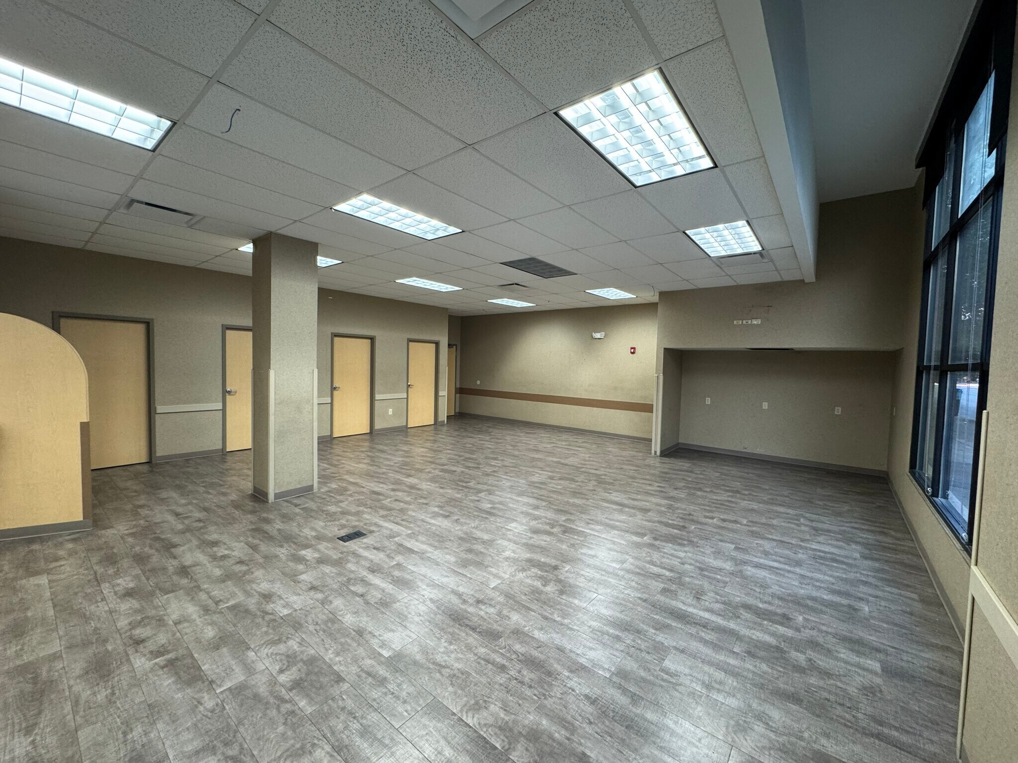 500-502 N Capitol Ave, Indianapolis, IN à louer Photo intérieure– Image 1 sur 24