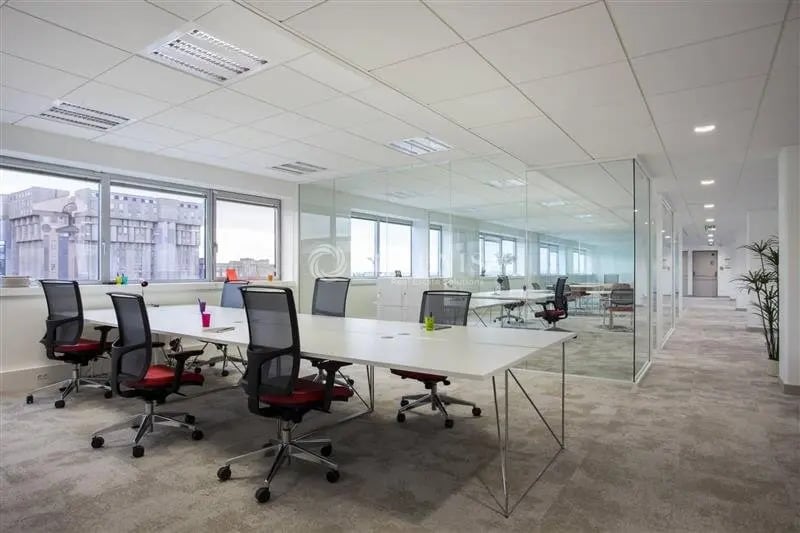 Bureau dans Noisy-le-Grand à louer - Photo intérieure – Image 1 sur 12