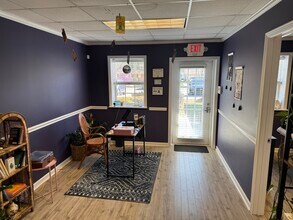 4624 Carolina Beach Rd, Wilmington, NC à louer Photo intérieure– Image 2 sur 9