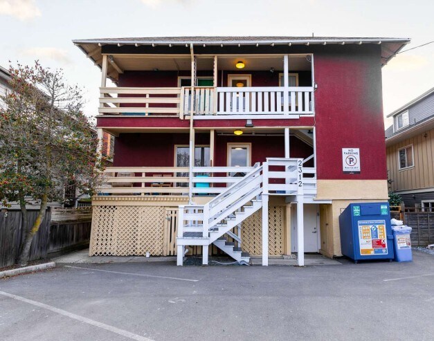 2312 Wark St, Victoria, BC à vendre - Photo principale – Image 1 sur 1