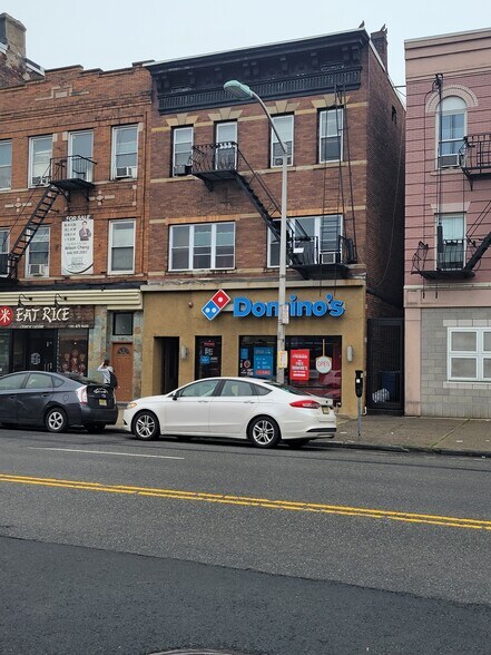 578 Avenue C, Bayonne, NJ à vendre - Photo de l’immeuble – Image 1 sur 1