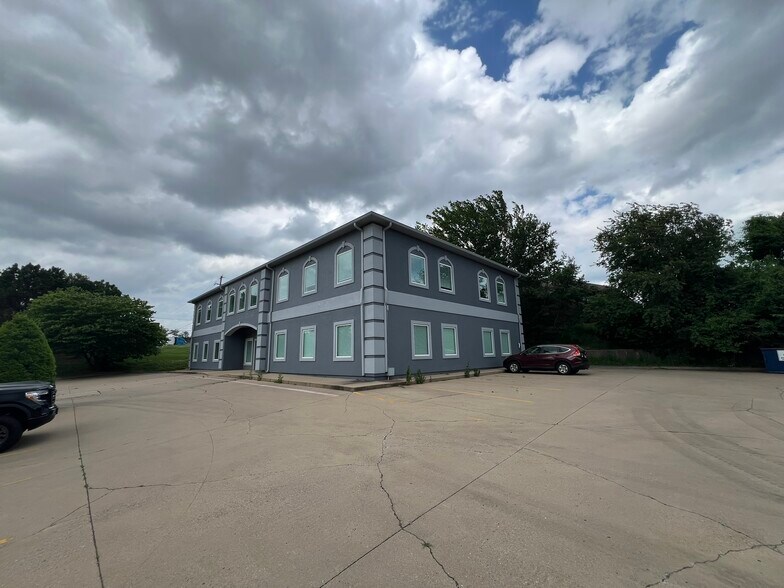 117 Parkwood St, Lowell, AR à vendre - Photo de l’immeuble – Image 2 sur 10