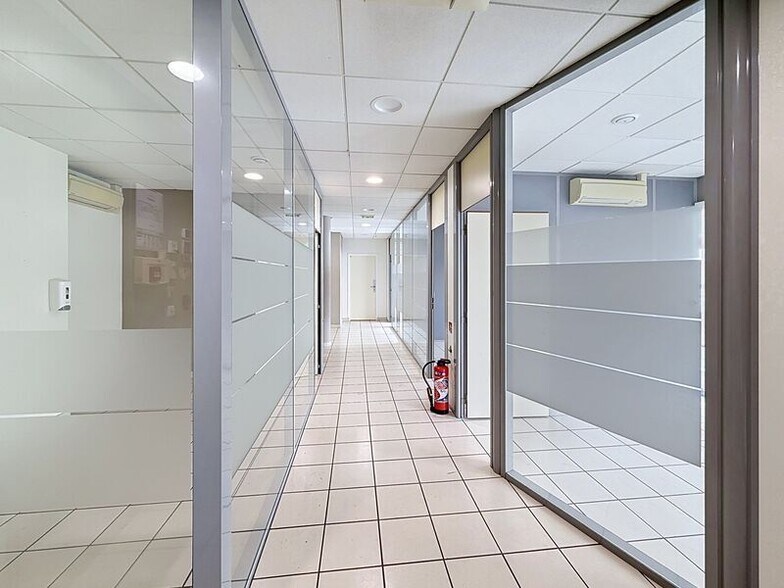 3 Rue Du Capitaine Roland Deplanque, Maisons-Alfort à louer - Photo intérieure – Image 2 sur 7
