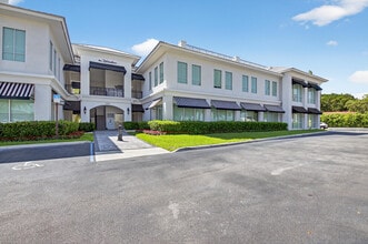 2799 NW 2nd Ave, Boca Raton, FL à louer Photo de l’immeuble– Image 2 sur 28