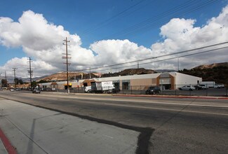 Plus de détails pour 12361-12435 Foothill Blvd, Sylmar, CA - Industriel/Logistique à louer