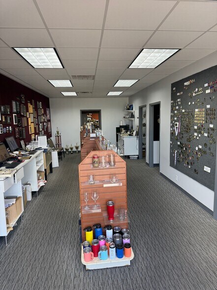 3855 S 500 W, Salt Lake City, UT à vendre - Photo de l’immeuble – Image 3 sur 7