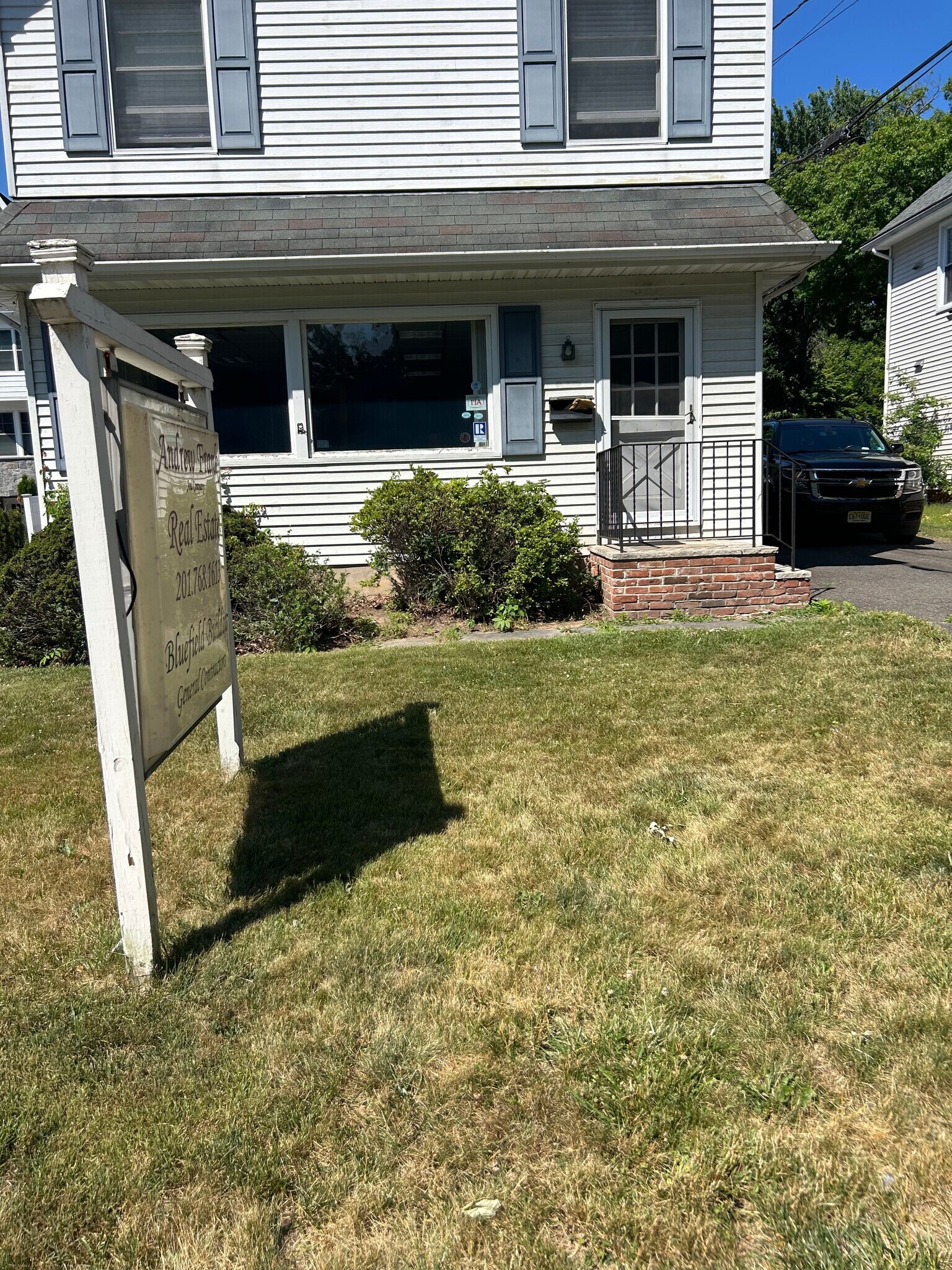 14 Elm St, Harrington Park, NJ à louer Photo de l’immeuble– Image 1 sur 2