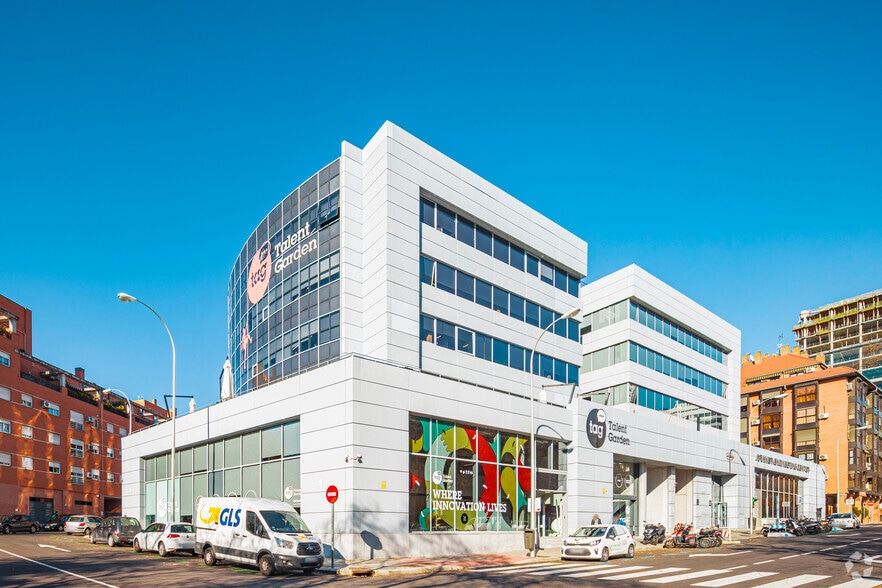 Calle de Juan de Mariana, 17, Madrid, Madrid à louer - Photo principale – Image 1 sur 9