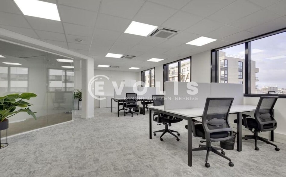 Bureau dans Levallois-Perret à louer - Photo de l’immeuble – Image 1 sur 3