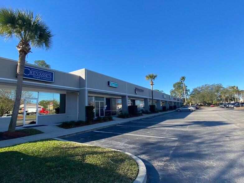 8380 Baymeadows Rd, Jacksonville, FL à louer - Photo de l’immeuble – Image 3 sur 8