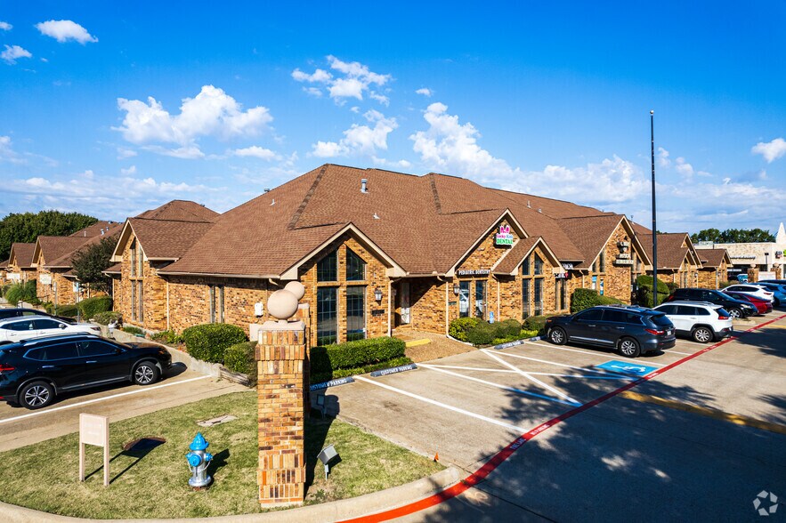 2301-2419 Coit Rd, Plano, TX à louer - Photo de l’immeuble – Image 1 sur 6