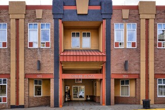 Plus de détails pour 911 Ligonier St, Latrobe, PA - Bureau à vendre