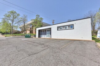 Plus de détails pour 329 N Main St, Springfield, TN - Bureau à vendre