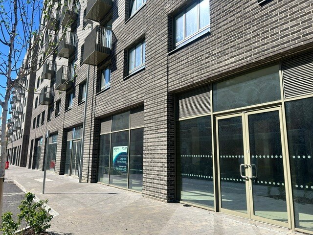 104 Danestrete, Stevenage à louer - Photo de l’immeuble – Image 2 sur 4