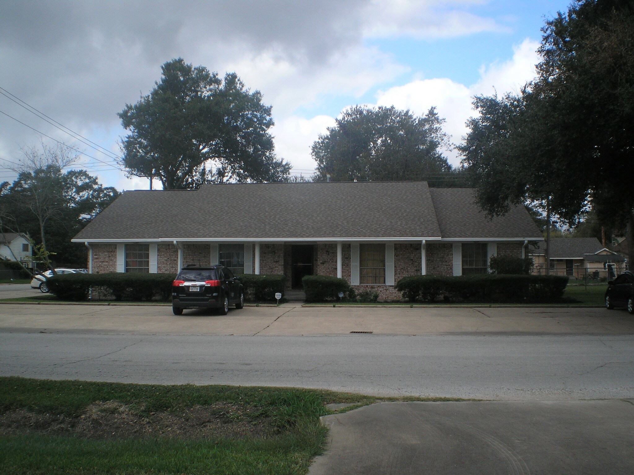 1124 8th St, Rosenberg, TX à vendre Photo de l’immeuble– Image 1 sur 16