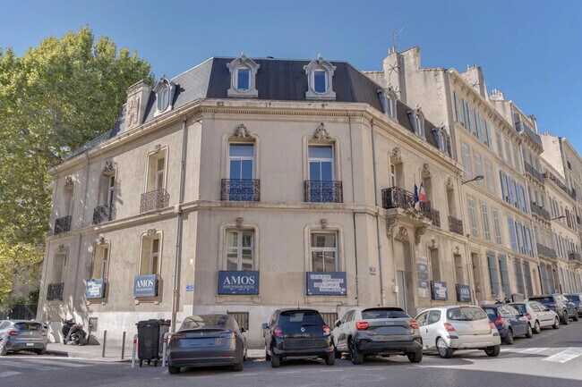 Plus de détails pour Bureau à vendre