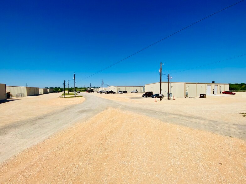7049 Fm 1044, Marion, TX à louer - Photo de l’immeuble – Image 2 sur 6