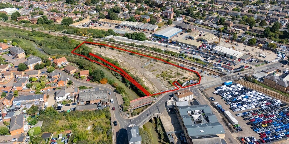 Hythe Station Rd, Colchester à vendre - Photo de l’immeuble – Image 1 sur 13