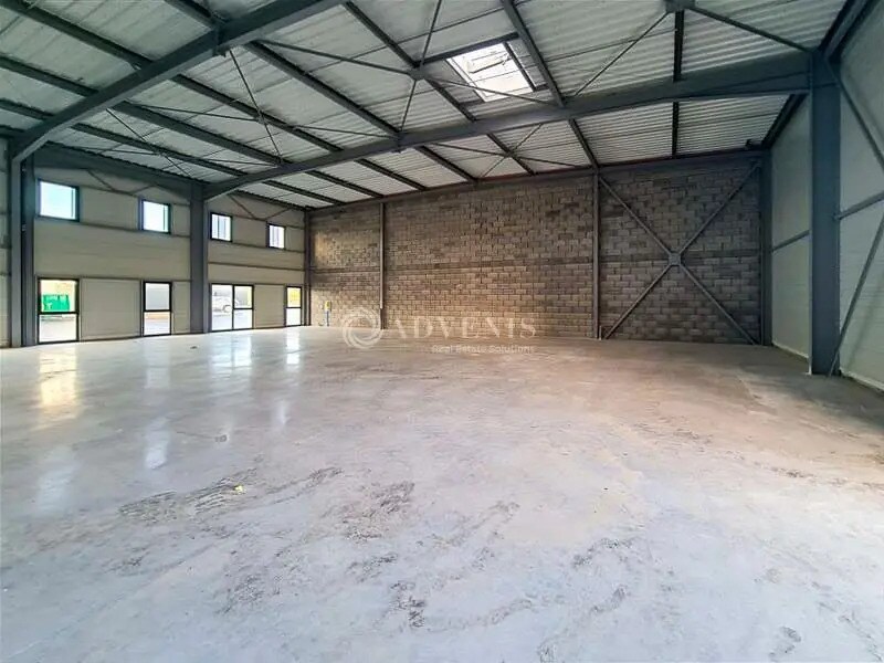 Local d’activités dans Trégueux à louer Photo de l’immeuble– Image 1 sur 6