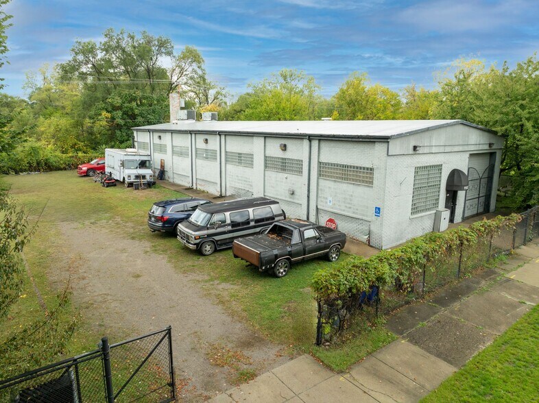 1157 Concord St, Detroit, MI à vendre - Photo de l’immeuble – Image 1 sur 39