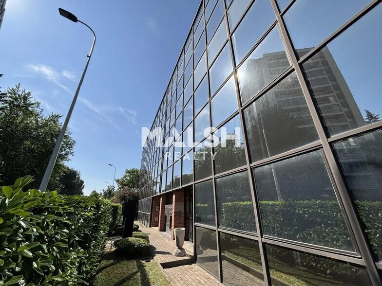 Bureau dans Lyon à vendre - Photo de l’immeuble – Image 1 sur 14