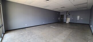 Plus de détails pour 1805 Silverton Rd NE, Salem, OR - Local commercial à louer