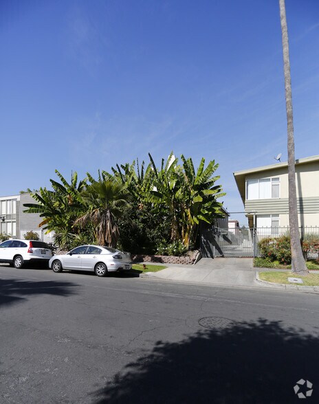 427 S Gramercy Pl, Los Angeles, CA à vendre - Photo de l’immeuble – Image 2 sur 2