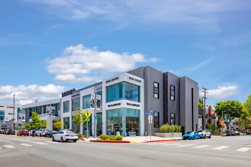 8500 Melrose Ave, Los Angeles, CA à louer - Photo de l’immeuble – Image 2 sur 6
