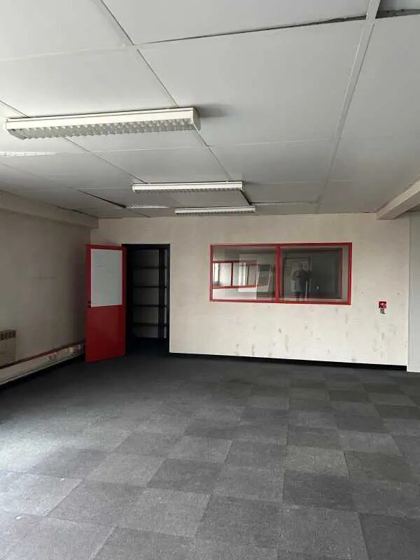 Bureau dans Sotteville-lès-Rouen à louer Photo de l’immeuble– Image 1 sur 4