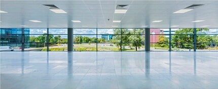 400 South Oak Way, Reading à louer Photo intérieure– Image 1 sur 3