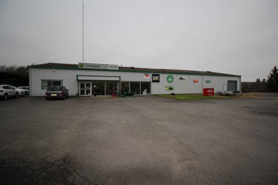 Local d'activités dans Billy-sur-Aisne à vendre Photo de l’immeuble– Image 1 sur 4