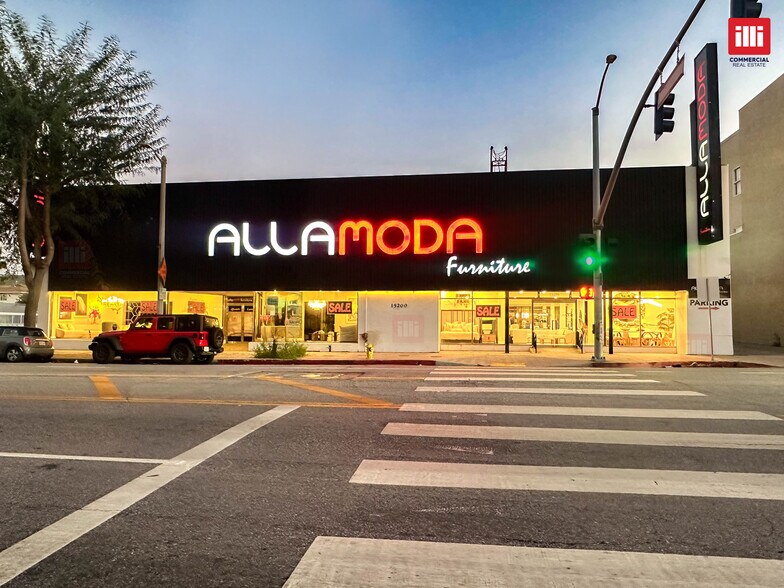 15164-15200 Ventura Blvd, Sherman Oaks, CA à louer - Photo de l’immeuble – Image 2 sur 11