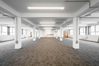 Plus de détails pour 88-94 Wentworth St, Londres - Bureau à louer