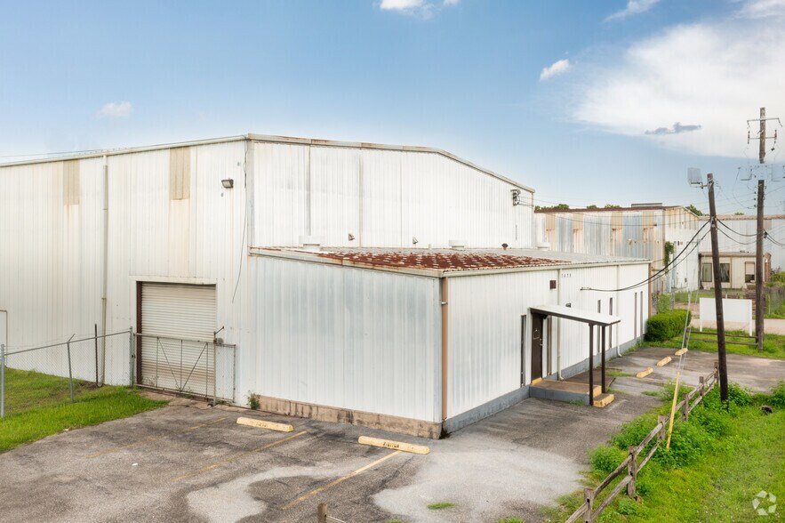 7420 Apache St, Houston, TX à louer - Photo principale – Image 1 sur 8