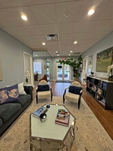 255 Professional Way, Wellington, FL à louer Photo intérieure– Image 1 sur 3